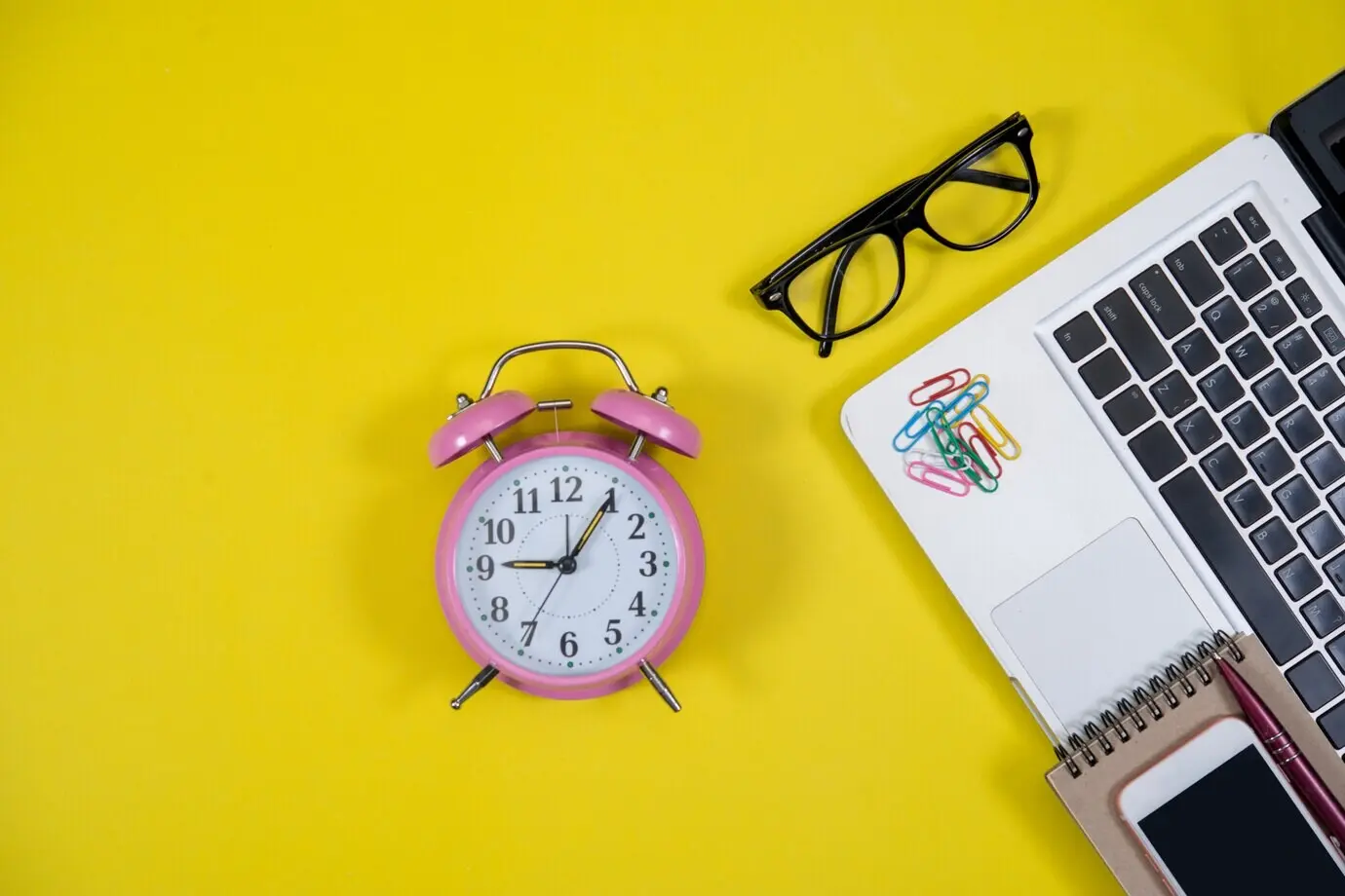 Geschäftszubehör-Objekte in Draufsicht